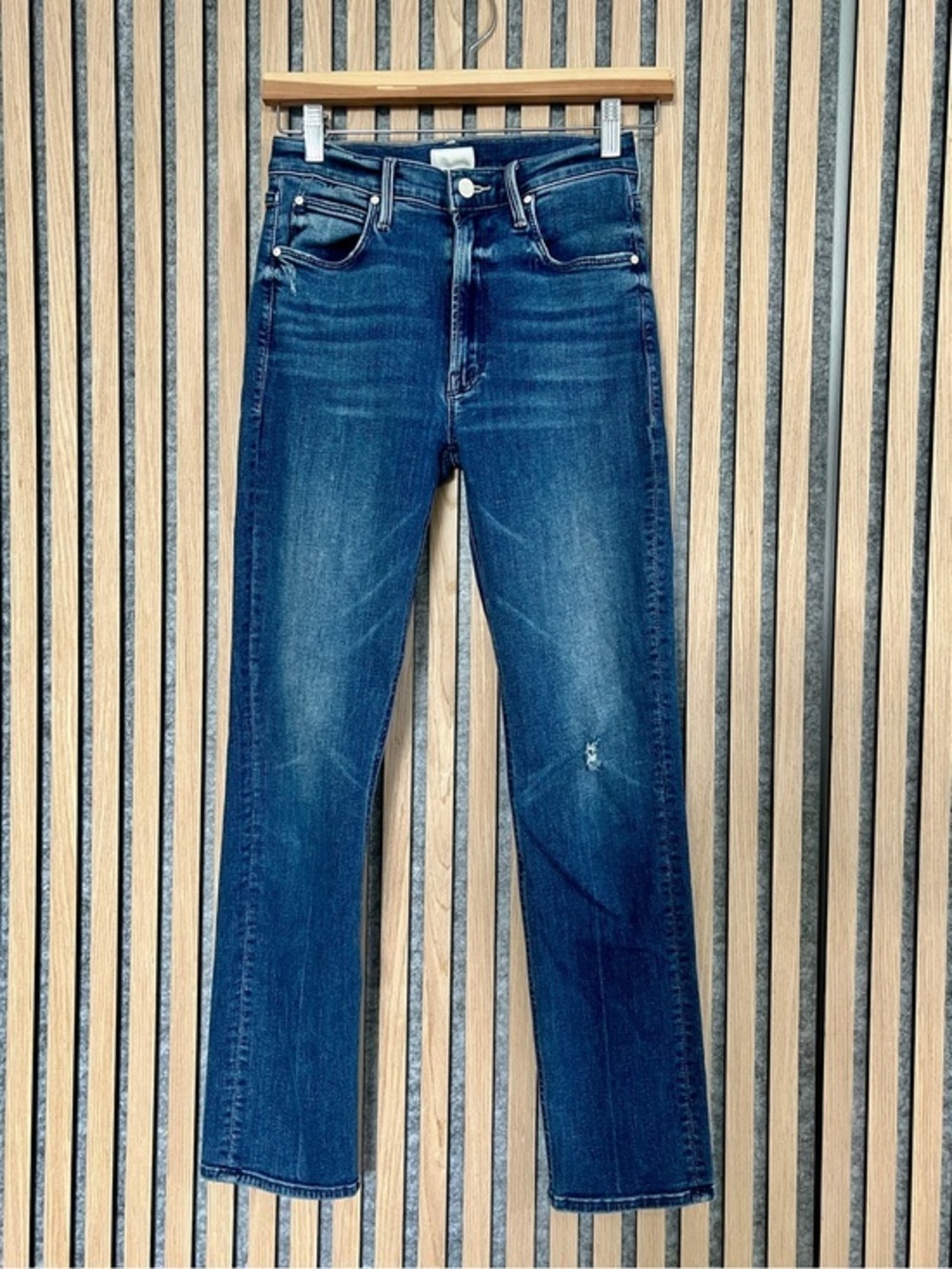 MOTHER The Dazzler Hoover Get Along Jeans Size 26 High Rise Straight